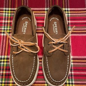 Boys Sperry boat shoes - NWT in original box. Size 1